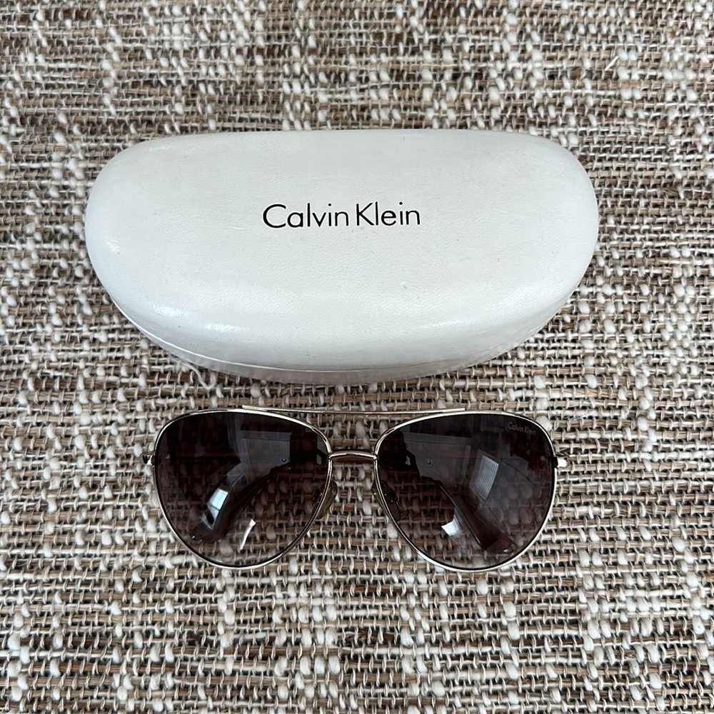 Calvin Klein Aviator Sunglasses Unisex, Gold